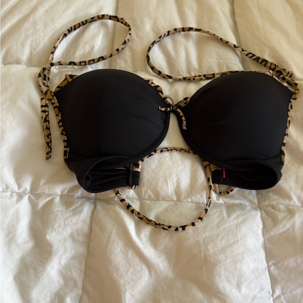 Bikini top size M